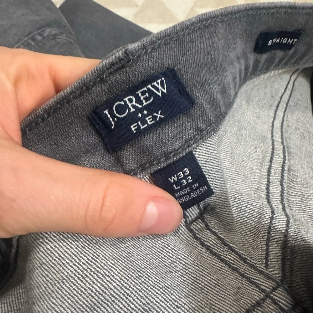 J crew Straight-fit grey jean in signature flex